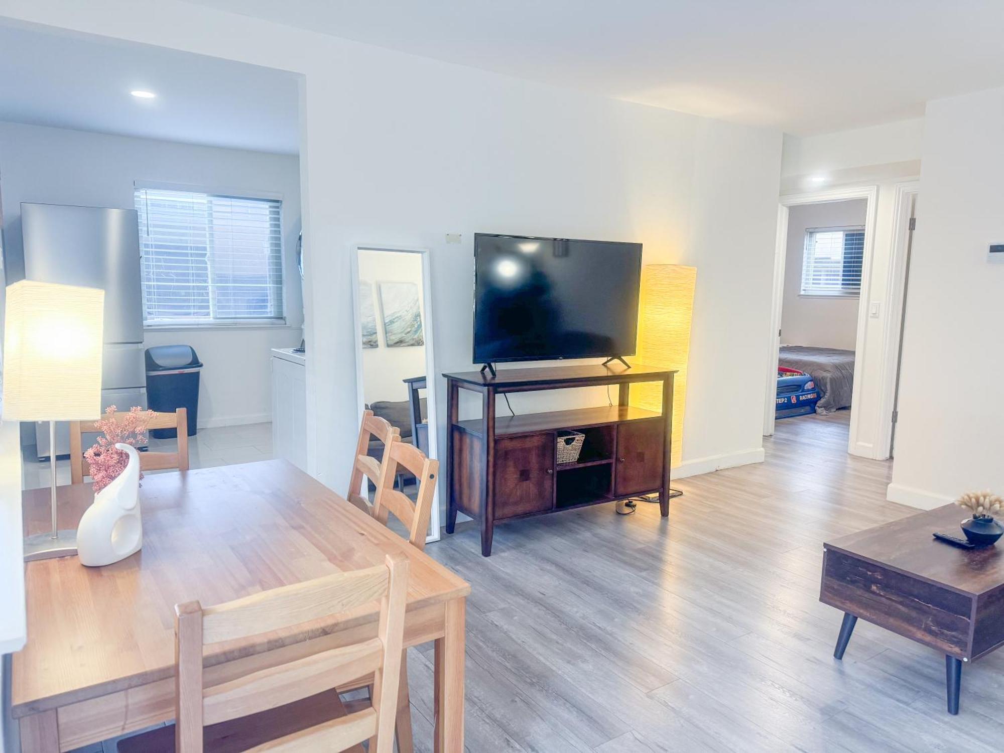 2Br Apt With Brand New Super Quite Ac, Washer, Dryer, Free Ev Station, Free Parking In Cupertino Sunnyvale Dış mekan fotoğraf